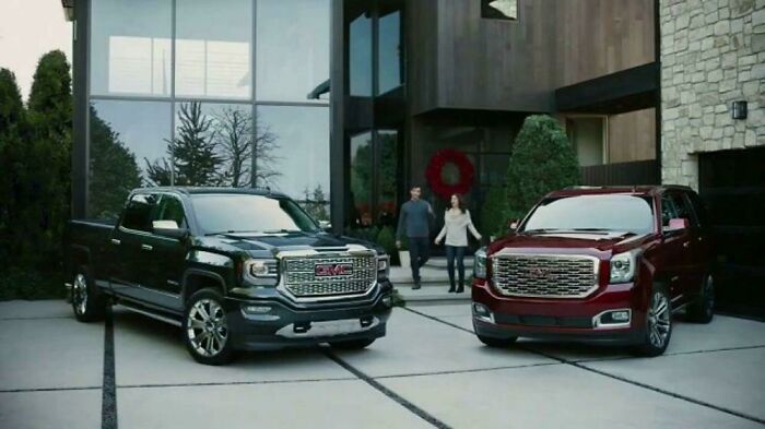 91 Commercials People Can’t Stand With Their Whole Heart 91 Commercials People Can’t Stand With Their Whole Heart