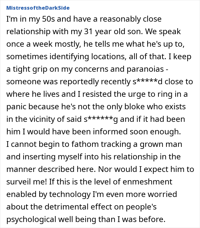 Woman Is Obsessed With Tracking Her Son’s Location, To His GF’s Shock He Defends Her Woman Is Obsessed With Tracking Her Son’s Location, To His GF’s Shock He Defends Her