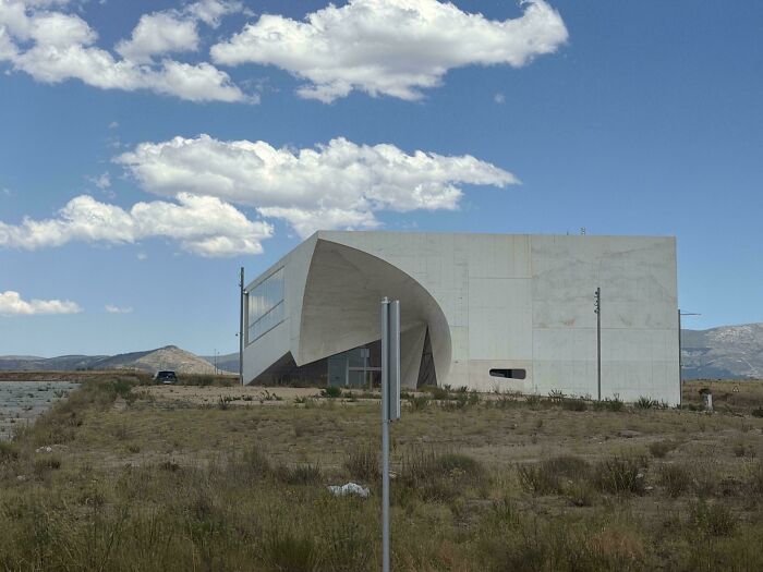 80 Amazing And Beautiful Modern Architecture Designs 80 Amazing And Beautiful Modern Architecture Designs