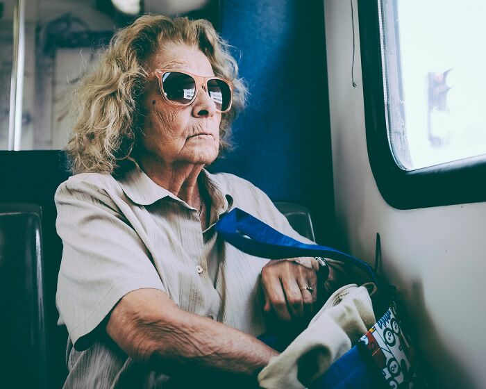 People Open Up To Internet Strangers About Their Messiest, Most Depressing And Deep Secrets People Open Up To Internet Strangers About Their Messiest, Most Depressing And Deep Secrets