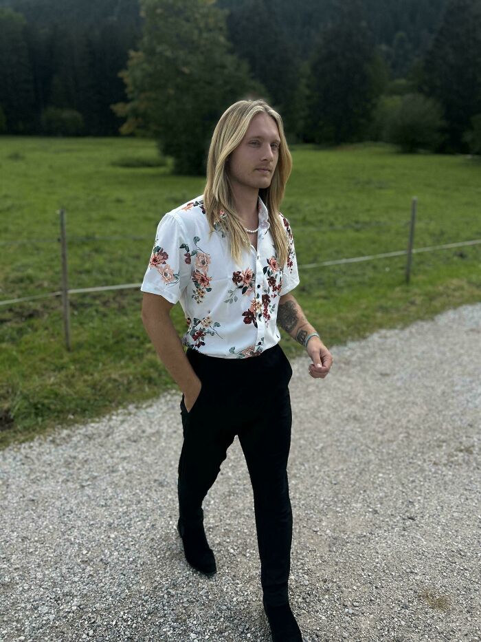 79 Men Who Have Ridiculously Amazing Long Hair (New Pics) 79 Men Who Have Ridiculously Amazing Long Hair (New Pics)