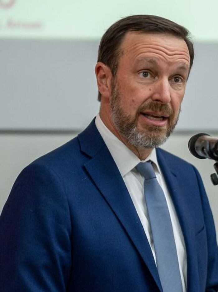 Chris Murphy: Bio And Career Highlights