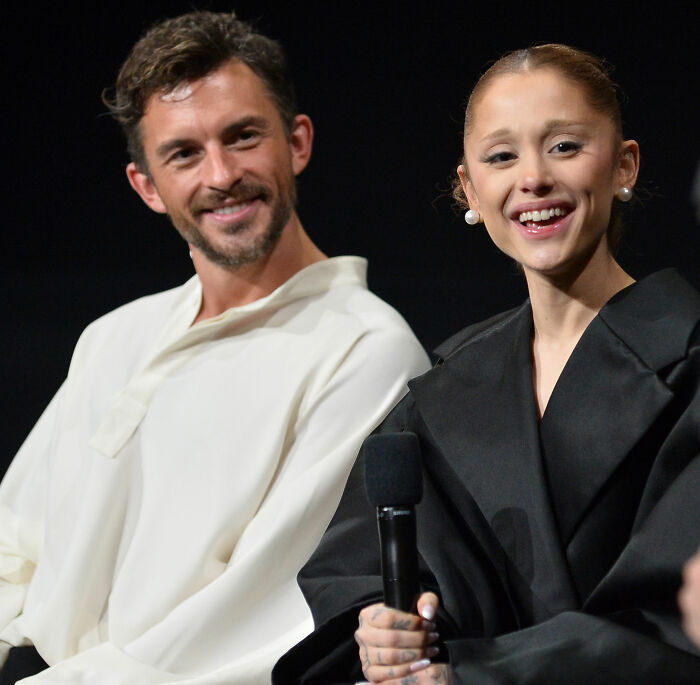 Ariana Grande Drops Out Of Acting Role After Appearance In Music Video Stunned Fans Ariana Grande Drops Out Of Acting Role After Appearance In Music Video Stunned Fans