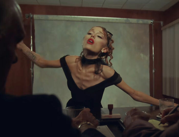 Ariana Grande Drops Out Of Acting Role After Appearance In Music Video Stunned Fans Ariana Grande Drops Out Of Acting Role After Appearance In Music Video Stunned Fans