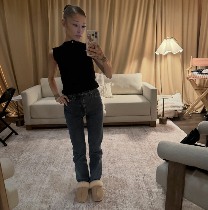 Ariana Grande Drops Out Of Acting Role After Appearance In Music Video Stunned Fans Ariana Grande Drops Out Of Acting Role After Appearance In Music Video Stunned Fans