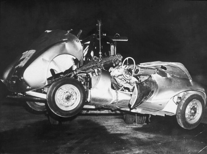 20 Historical Objects With Horror-Like Stories, According To A Researcher 20 Historical Objects With Horror-Like Stories, According To A Researcher