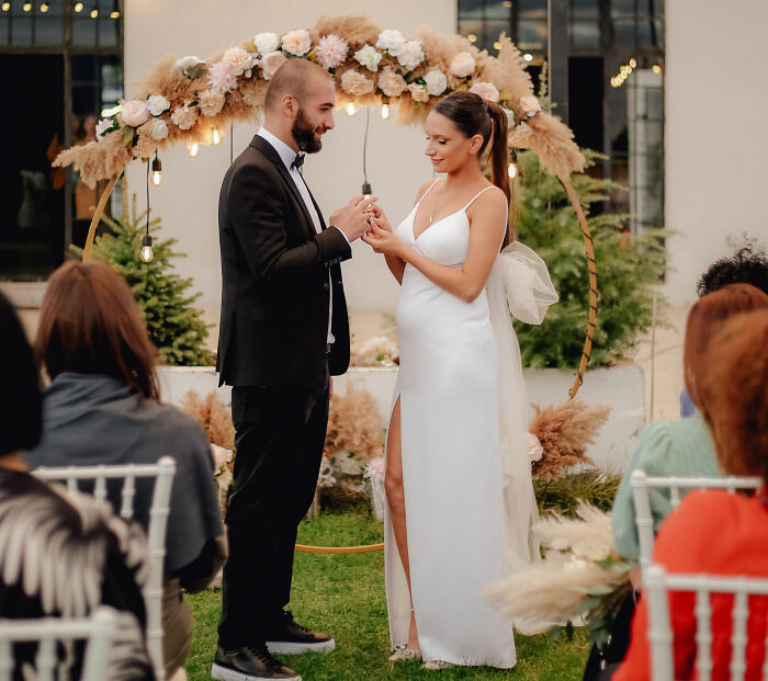 Man Who Accidentally Married His Cousin Asks The Internet For Advice Man Who Accidentally Married His Cousin Asks The Internet For Advice
