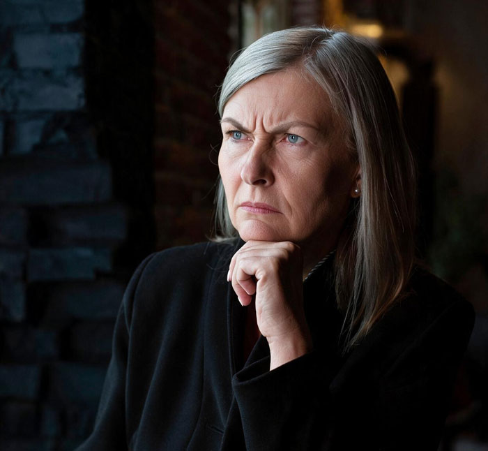 Pushy MIL Demands Four-Hour Ride Before Sunrise, Son Agrees But Drops Her Off At The Bus Station Pushy MIL Demands Four-Hour Ride Before Sunrise, Son Agrees But Drops Her Off At The Bus Station