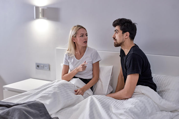 Guy Treats Paternity Leave Like A Vacay, Wife Feels Abandoned After He Ditches Her And Baby In NICU Guy Treats Paternity Leave Like A Vacay, Wife Feels Abandoned After He Ditches Her And Baby In NICU