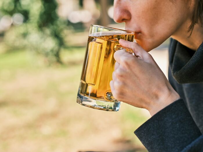 57 Habits People In Their 20s Think Are “Harmless” But Will Absolutely Destroy Them In Their Later Years 57 Habits People In Their 20s Think Are “Harmless” But Will Absolutely Destroy Them In Their Later Years