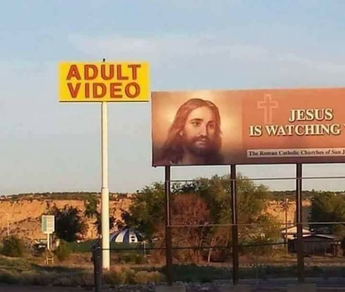 64 Times Boring Ads Became Much More Interesting And Hilarious Because Of Their Placement 64 Times Boring Ads Became Much More Interesting And Hilarious Because Of Their Placement