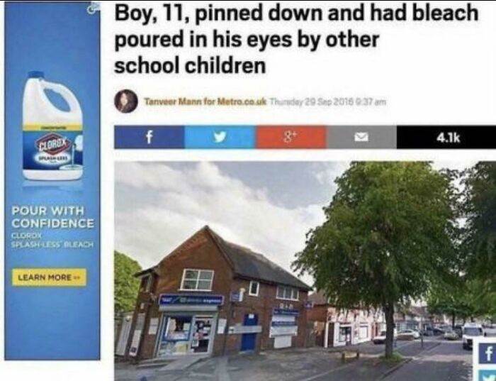 64 Times Boring Ads Became Much More Interesting And Hilarious Because Of Their Placement 64 Times Boring Ads Became Much More Interesting And Hilarious Because Of Their Placement