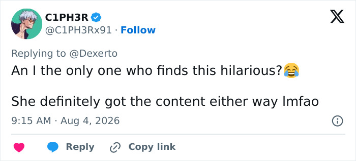 Influencer Shredded To Pieces After Blaming Motorcyclist For Hitting Her While Filming In The Middle Of The Street Influencer Shredded To Pieces After Blaming Motorcyclist For Hitting Her While Filming In The Middle Of The Street
