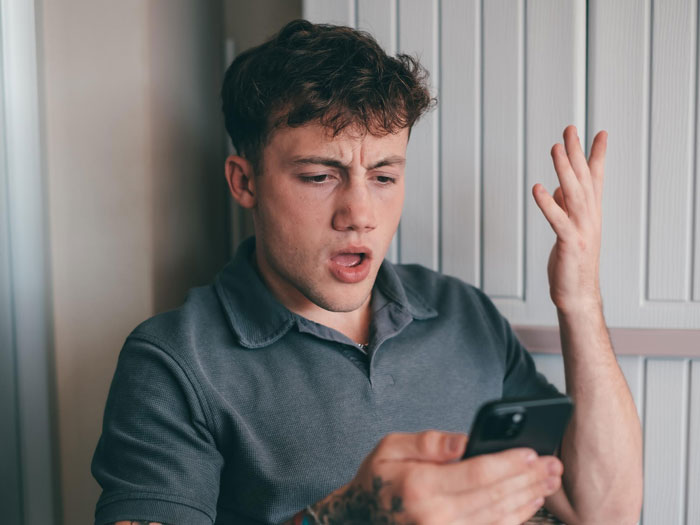Bestie Pulls Away After Supporting Woman Through Divorce, Says He’s Not Her Husband Bestie Pulls Away After Supporting Woman Through Divorce, Says He’s Not Her Husband