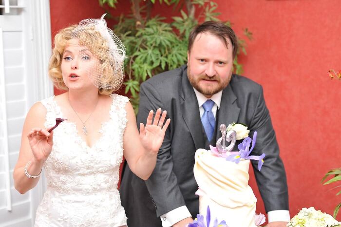 82 Funny Wedding Photos That Are Actually Iconic