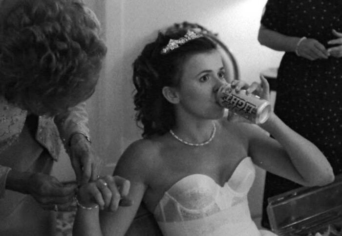 82 Funny Wedding Photos That Are Actually Iconic
