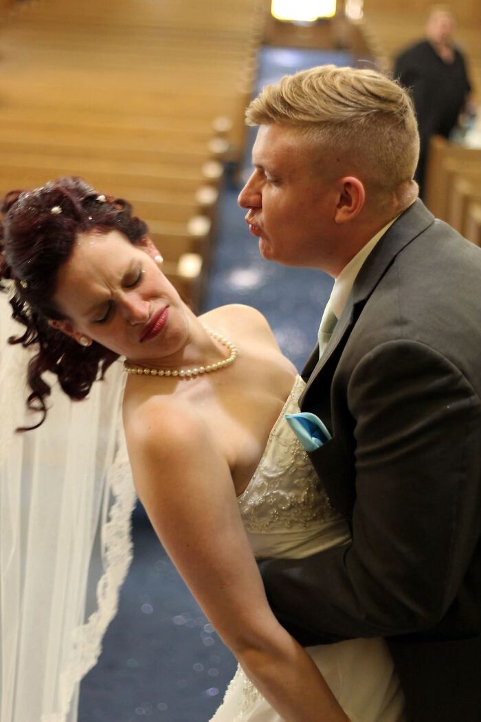 82 Funny Wedding Photos That Are Actually Iconic