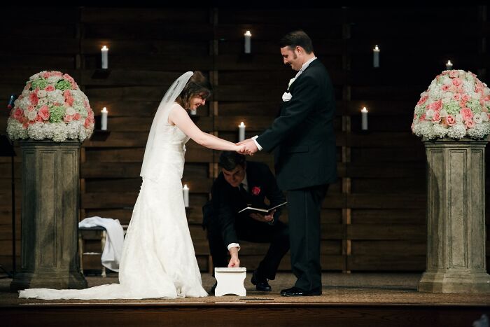 82 Funny Wedding Photos That Are Actually Iconic