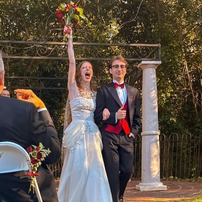82 Funny Wedding Photos That Are Actually Iconic