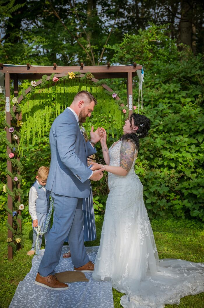 82 Funny Wedding Photos That Are Actually Iconic