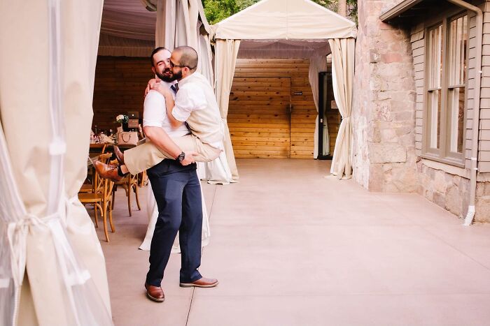 82 Funny Wedding Photos That Are Actually Iconic