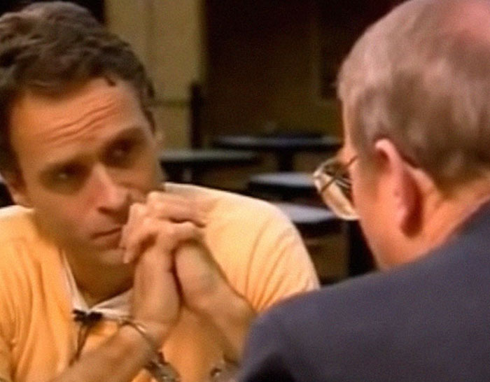 32 People Who Lived Through Serial Offender Eras Share What That Was Like 32 People Who Lived Through Serial Offender Eras Share What That Was Like