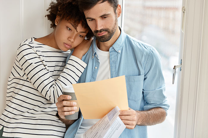 Mom Treats Son Like Her Stand-In Husband For Years, His Real Wife Eventually Quits The Role Mom Treats Son Like Her Stand-In Husband For Years, His Real Wife Eventually Quits The Role