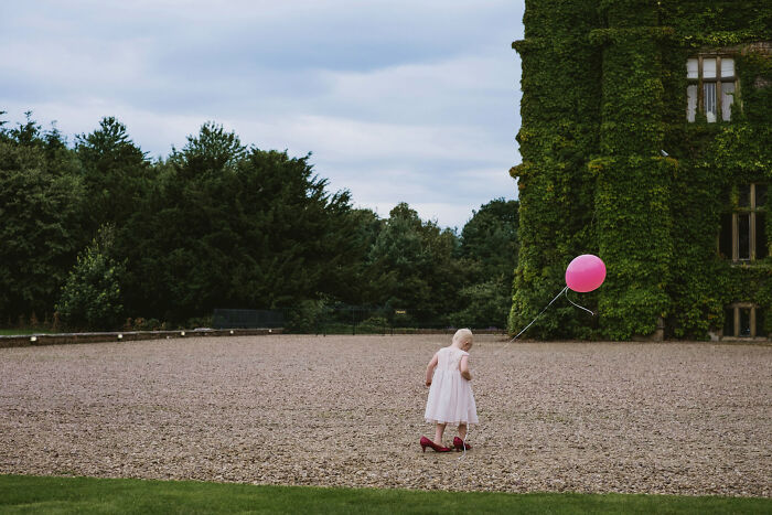 47 Images From The Edge Street Photography Awards That Turn Ordinary Scenes Into Art And Comedy 47 Images From The Edge Street Photography Awards That Turn Ordinary Scenes Into Art And Comedy