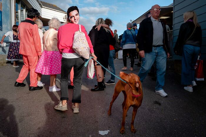 47 Images From The Edge Street Photography Awards That Turn Ordinary Scenes Into Art And Comedy 47 Images From The Edge Street Photography Awards That Turn Ordinary Scenes Into Art And Comedy