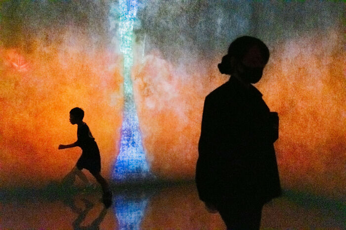 47 Images From The Edge Street Photography Awards That Turn Ordinary Scenes Into Art And Comedy 47 Images From The Edge Street Photography Awards That Turn Ordinary Scenes Into Art And Comedy