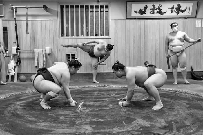 47 Images From The Edge Street Photography Awards That Turn Ordinary Scenes Into Art And Comedy 47 Images From The Edge Street Photography Awards That Turn Ordinary Scenes Into Art And Comedy