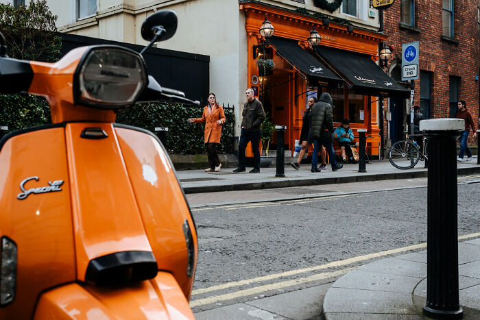 47 Images From The Edge Street Photography Awards That Turn Ordinary Scenes Into Art And Comedy 47 Images From The Edge Street Photography Awards That Turn Ordinary Scenes Into Art And Comedy