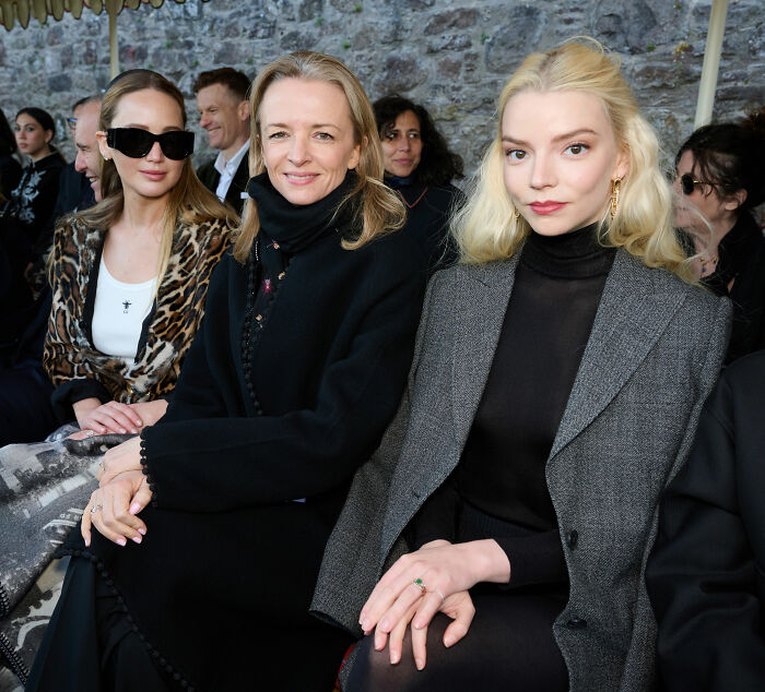 After Anya Taylor-Joy Seemingly Went Back On Her Buccal Fat Removal, Expert Weighs In On Reversal Procedure After Anya Taylor-Joy Seemingly Went Back On Her Buccal Fat Removal, Expert Weighs In On Reversal Procedure