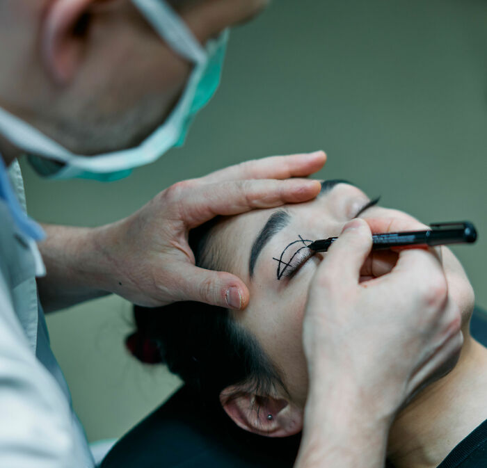 After Anya Taylor-Joy Seemingly Went Back On Her Buccal Fat Removal, Expert Weighs In On Reversal Procedure After Anya Taylor-Joy Seemingly Went Back On Her Buccal Fat Removal, Expert Weighs In On Reversal Procedure