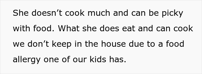 Family Expects Couple To House 25YO Niece For Months Without Answers, They Decide Against It Family Expects Couple To House 25YO Niece For Months Without Answers, They Decide Against It