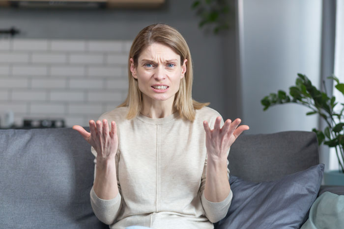 Family Expects Couple To House 25YO Niece For Months Without Answers, They Decide Against It Family Expects Couple To House 25YO Niece For Months Without Answers, They Decide Against It