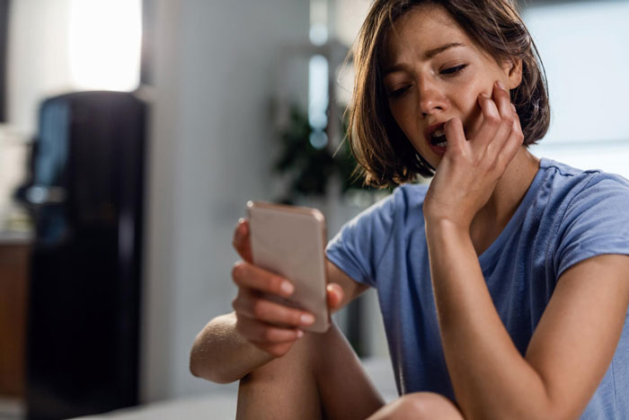 People Are Dating AI Chatbots Now, And It’s Not Going Well People Are Dating AI Chatbots Now, And It’s Not Going Well