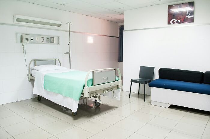 Man’s Heart Stops For 45 Minutes During Surgery, Wakes Up With Detailed Description Of The Afterlife Man’s Heart Stops For 45 Minutes During Surgery, Wakes Up With Detailed Description Of The Afterlife