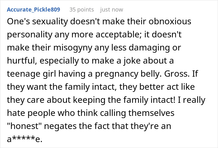 32YO Thinks That Being Gay Is His License To Be Rude To Bro’s In-Laws, Gets Snubbed By 17YO Cousin 32YO Thinks That Being Gay Is His License To Be Rude To Bro’s In-Laws, Gets Snubbed By 17YO Cousin
