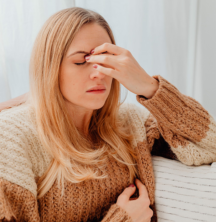Woman Sparks Wild Theories After Claiming She Gets Odd “Pulling Sensations” In Scalp Only After Showering At Home Woman Sparks Wild Theories After Claiming She Gets Odd “Pulling Sensations” In Scalp Only After Showering At Home