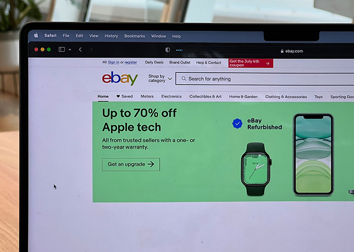 eBay Hit With Massive Karma After Campaign To Ruin Old Couple’s Lives Backfires Spectacularly eBay Hit With Massive Karma After Campaign To Ruin Old Couple’s Lives Backfires Spectacularly