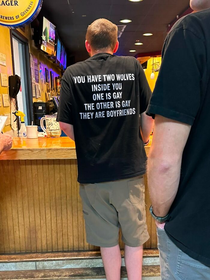 “I Have Mental Illinois”: 64 Iconic Shirts People Wore In Public That Absolutely Went Hard (New Pics) “I Have Mental Illinois”: 64 Iconic Shirts People Wore In Public That Absolutely Went Hard (New Pics)