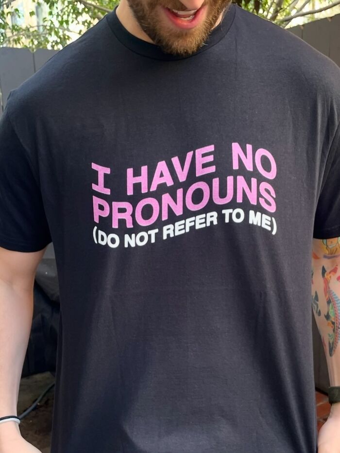 “I Have Mental Illinois”: 64 Iconic Shirts People Wore In Public That Absolutely Went Hard (New Pics) “I Have Mental Illinois”: 64 Iconic Shirts People Wore In Public That Absolutely Went Hard (New Pics)