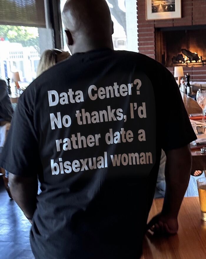 “I Have Mental Illinois”: 64 Iconic Shirts People Wore In Public That Absolutely Went Hard (New Pics) “I Have Mental Illinois”: 64 Iconic Shirts People Wore In Public That Absolutely Went Hard (New Pics)