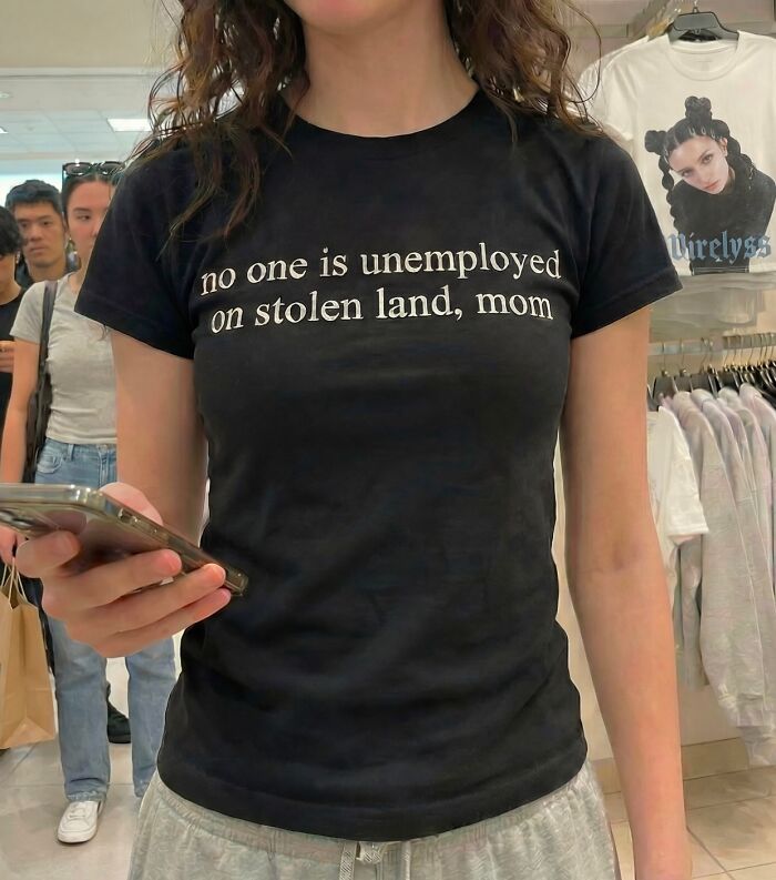 “I Have Mental Illinois”: 64 Iconic Shirts People Wore In Public That Absolutely Went Hard (New Pics) “I Have Mental Illinois”: 64 Iconic Shirts People Wore In Public That Absolutely Went Hard (New Pics)