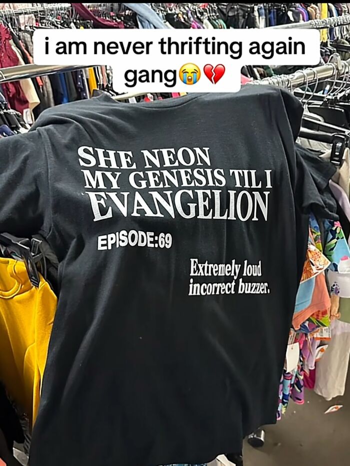 “I Have Mental Illinois”: 64 Iconic Shirts People Wore In Public That Absolutely Went Hard (New Pics) “I Have Mental Illinois”: 64 Iconic Shirts People Wore In Public That Absolutely Went Hard (New Pics)