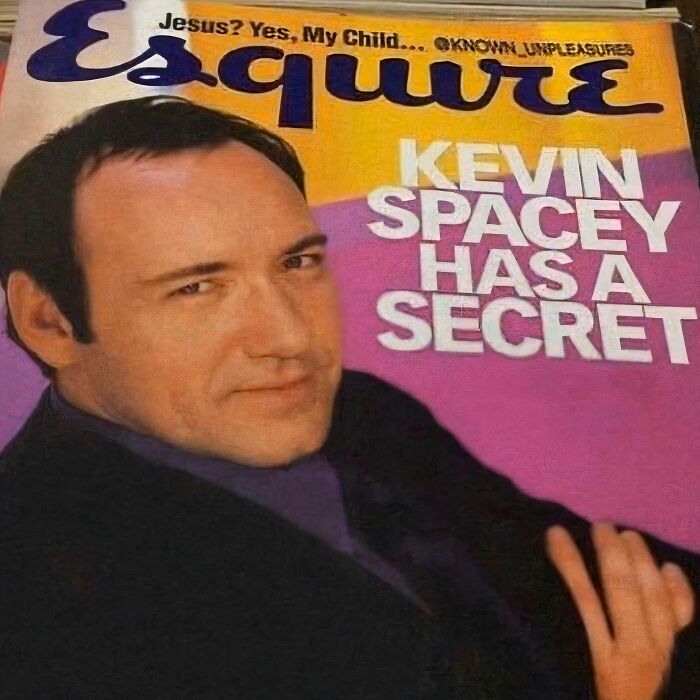 “The Guy Who Is Saving The World”: 83 Things That Aged So Poorly, People Just Cringe At Them Now “The Guy Who Is Saving The World”: 83 Things That Aged So Poorly, People Just Cringe At Them Now