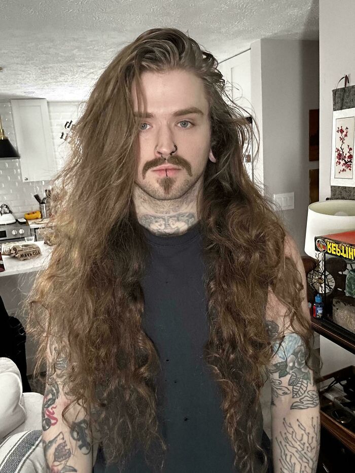 62 Long-Haired Guys Who Totally Nailed The Look (New Pics) 62 Long-Haired Guys Who Totally Nailed The Look (New Pics)