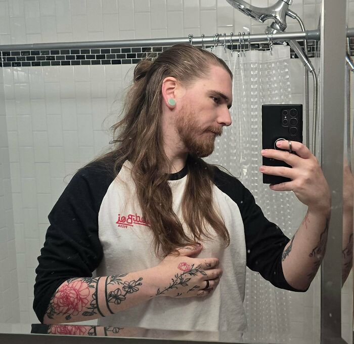 62 Long-Haired Guys Who Totally Nailed The Look (New Pics) 62 Long-Haired Guys Who Totally Nailed The Look (New Pics)