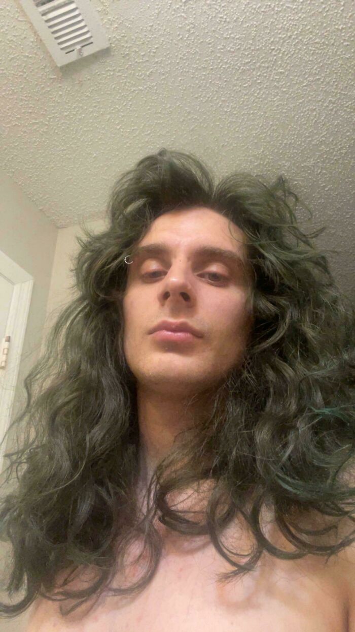 62 Long-Haired Guys Who Totally Nailed The Look (New Pics) 62 Long-Haired Guys Who Totally Nailed The Look (New Pics)